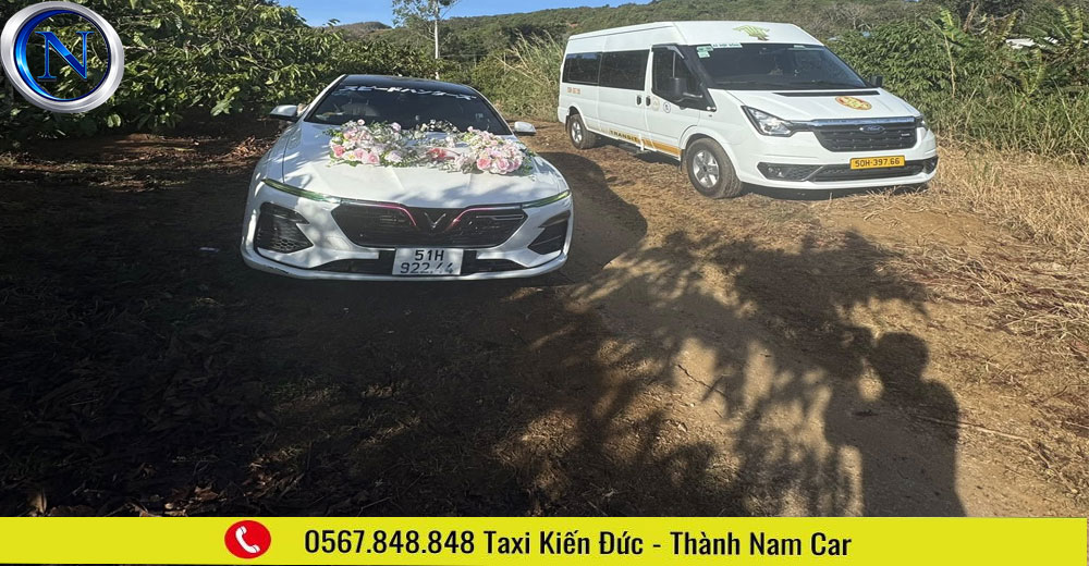 cho thuê xe đi tour